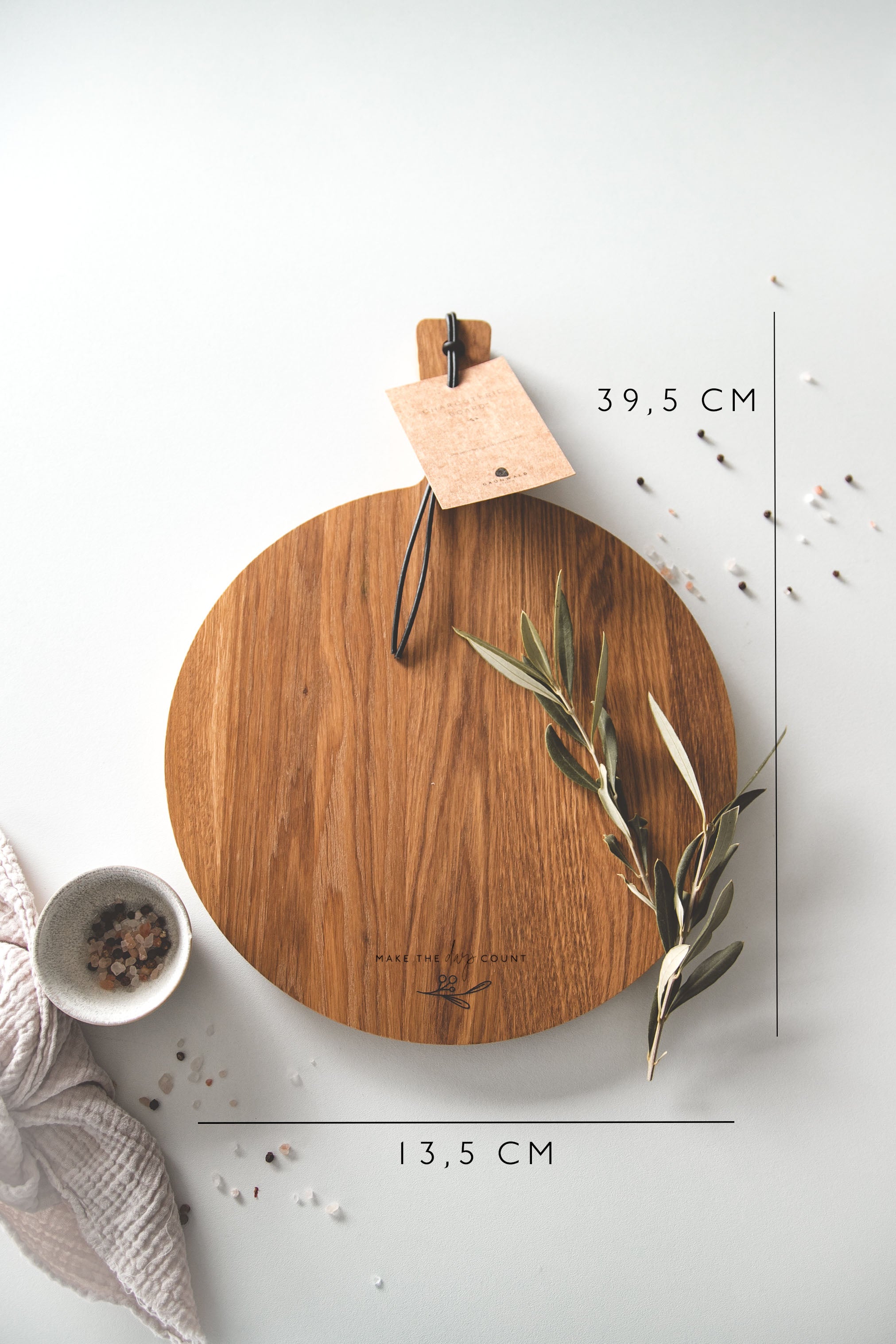 Charcuterie Board EICHE rund "LEBEN" | Personalisierbar