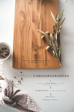 Lade das Bild in den Galerie-Viewer, Charcuterie Board EICHE &quot;Memories&quot; | Personalisierbar
