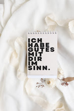 Lade das Bild in den Galerie-Viewer, Tischkalender &quot;NÄHER&quot; Wochenkalender
