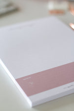 Lade das Bild in den Galerie-Viewer, A5 Notizblock &quot;Turn the Page&quot;

